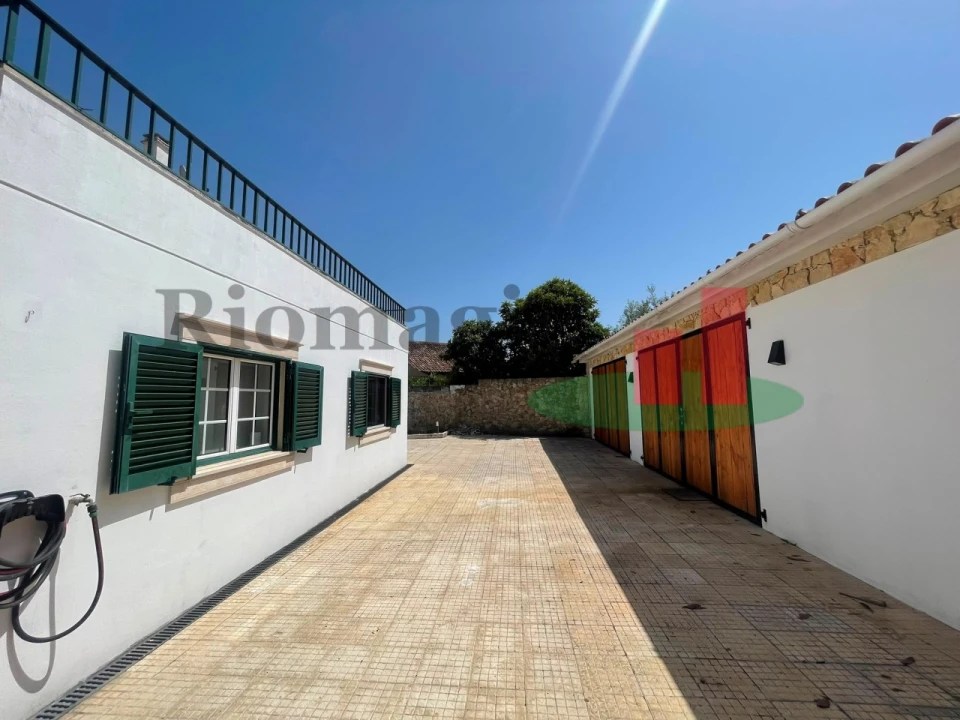 Moradia T5 para Venda em Outeiro da Cortiçada e Arruda dos Pisões Foto 36