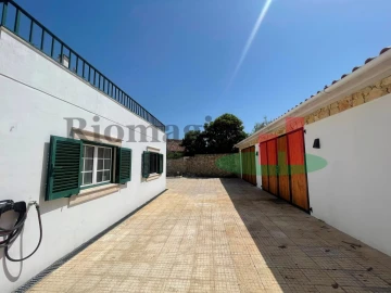 Moradia T5 para Venda em Outeiro da Cortiçada e Arruda dos Pisões
