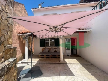 Moradia T5 para Venda em Outeiro da Cortiçada e Arruda dos Pisões
