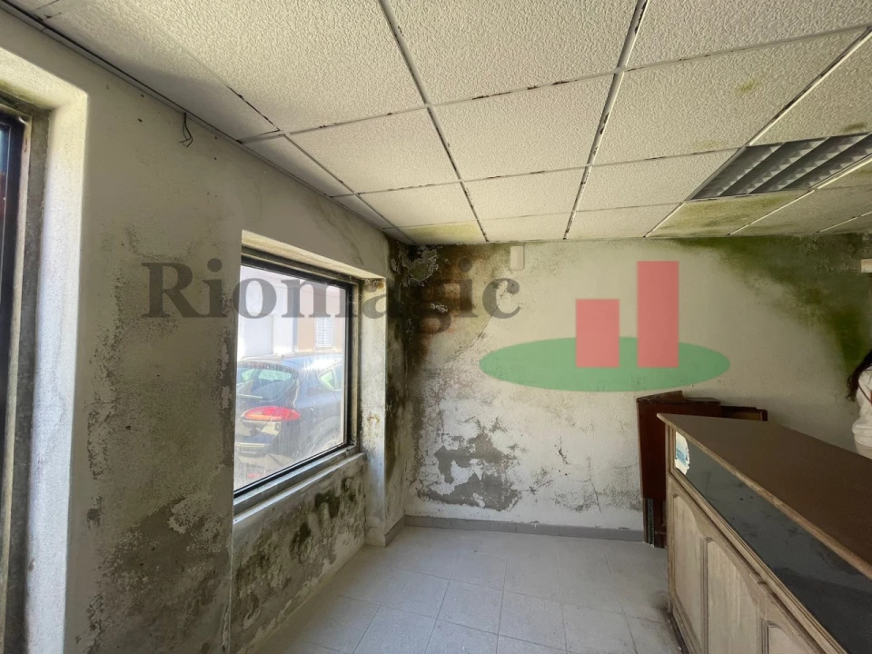 Loja para Venda em Alpiarça Foto 4