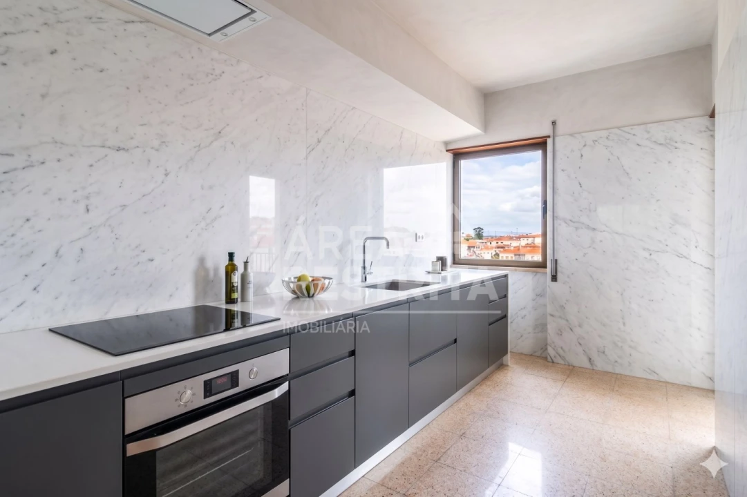 Apartamento T3 para Venda em Amora Foto 3