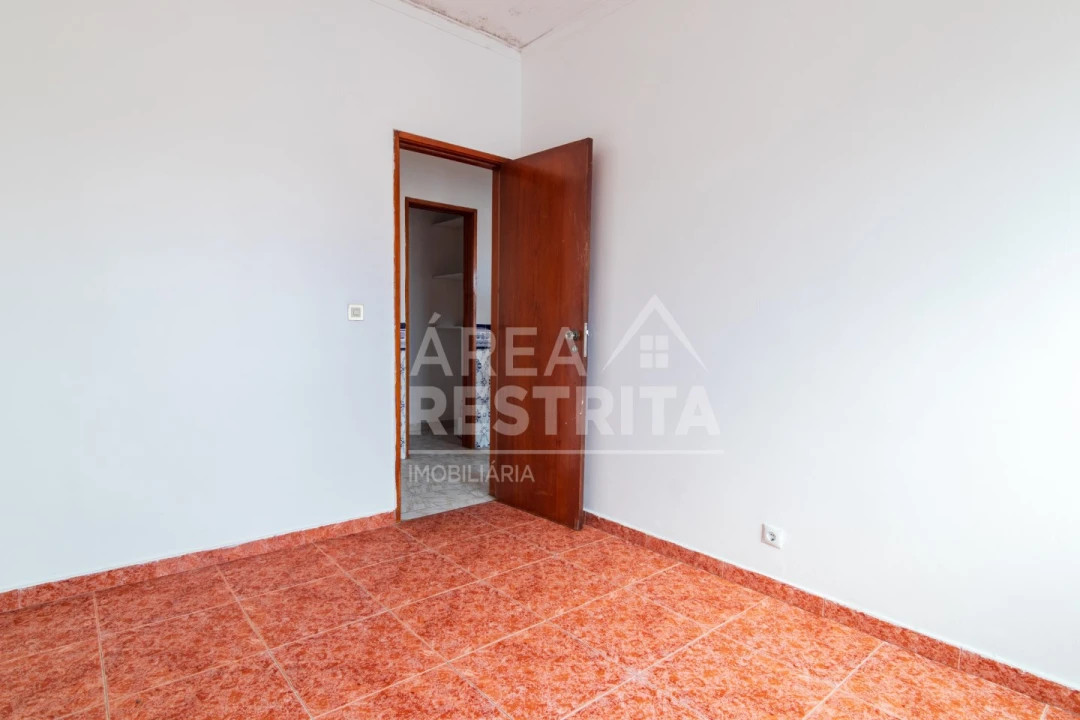 Apartamento T3 para Venda em Amora Foto 18