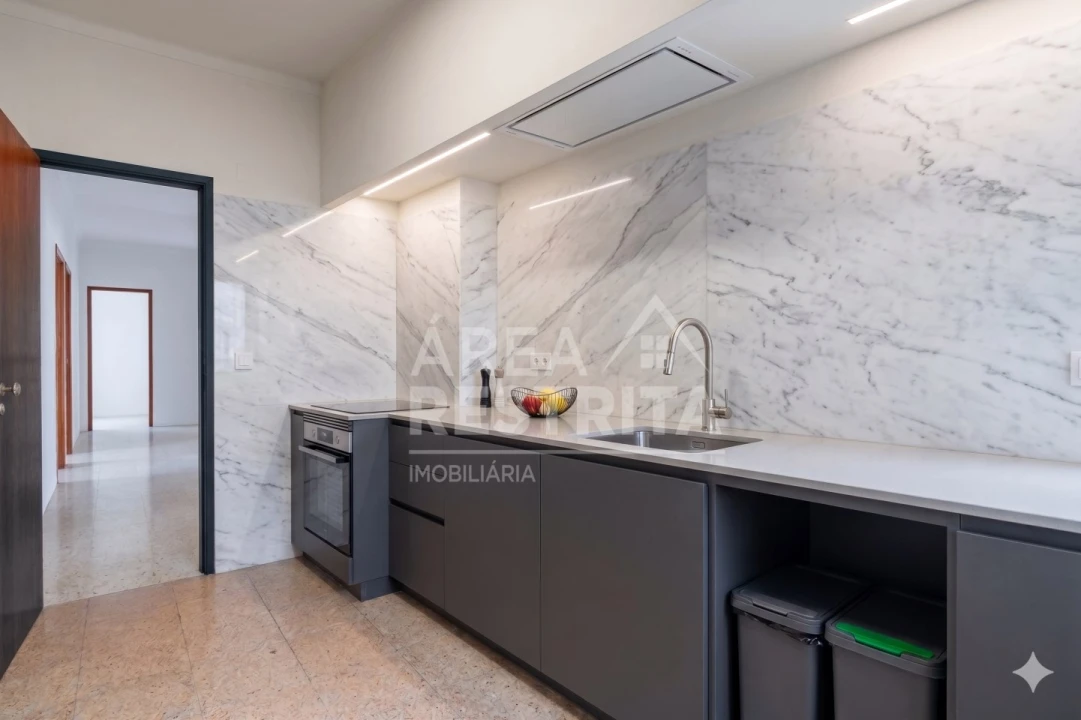 Apartamento T3 para Venda em Amora Foto 1
