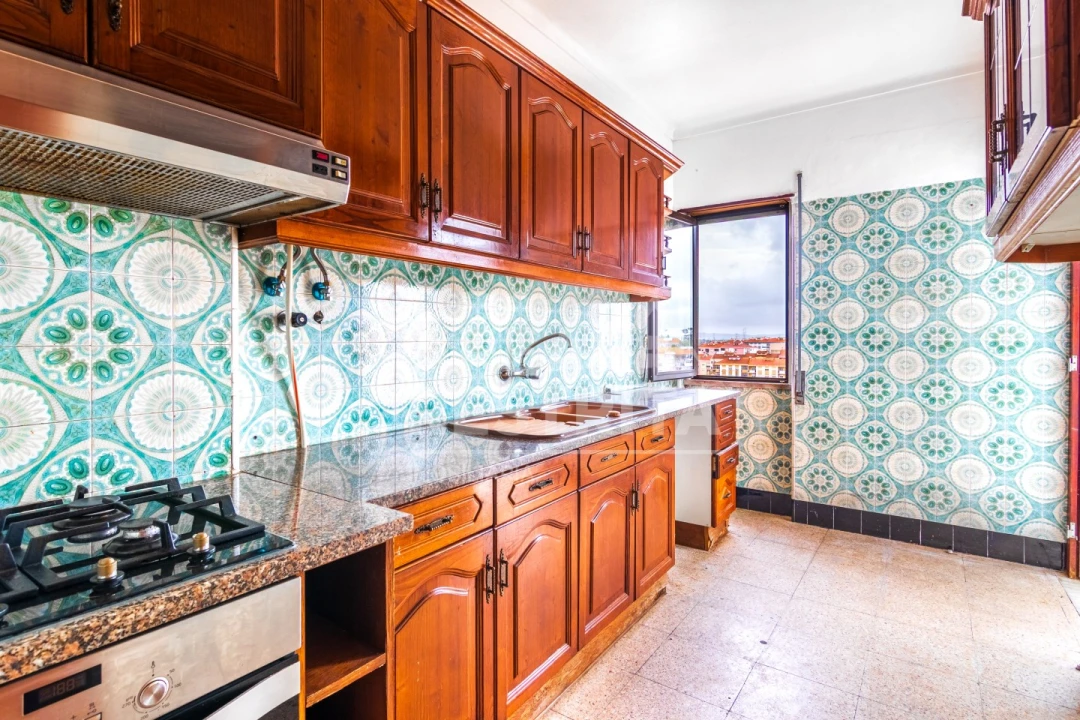 Apartamento T3 para Venda em Amora Foto 4