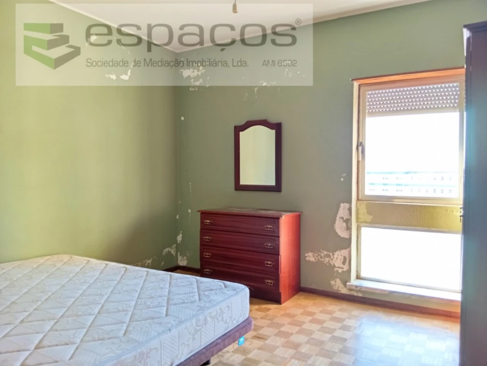 Apartamento T2 para Venda em Castelo Branco Foto 11