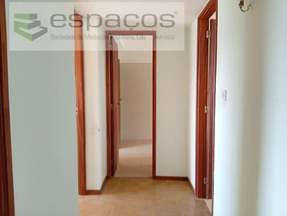 Apartamento T2 para Venda em Castelo Branco Foto 14