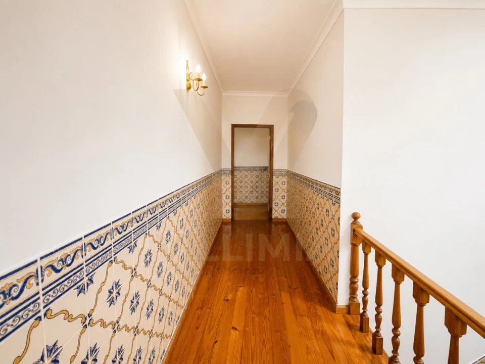 Prédio para Venda em Arcozelo Foto 22