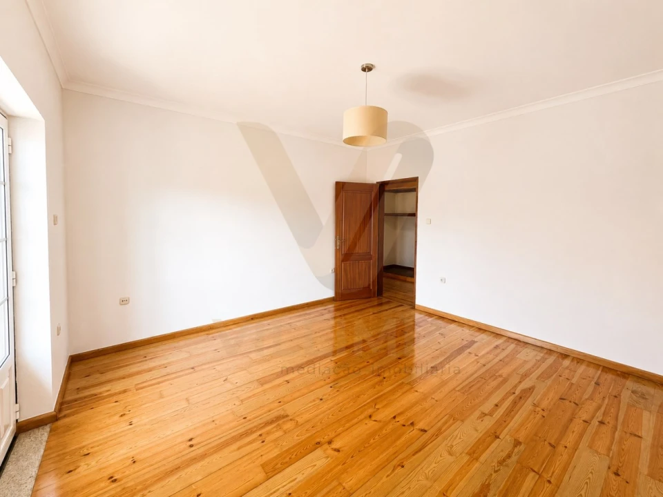 Prédio para Venda em Arcozelo Foto 37