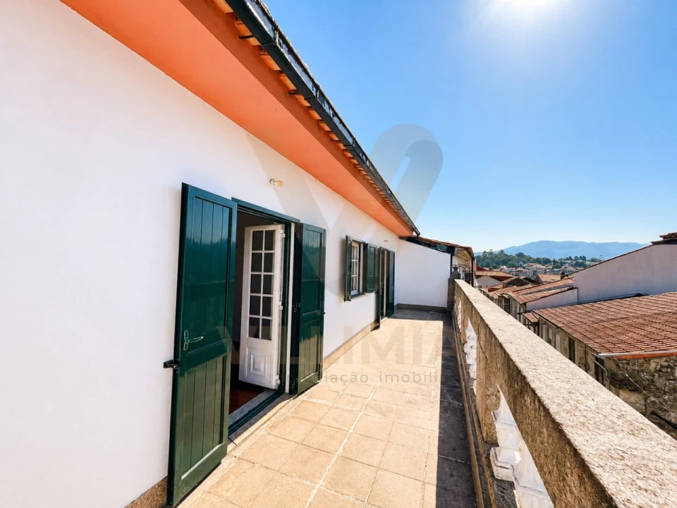Prédio para Venda em Arcozelo Foto 40