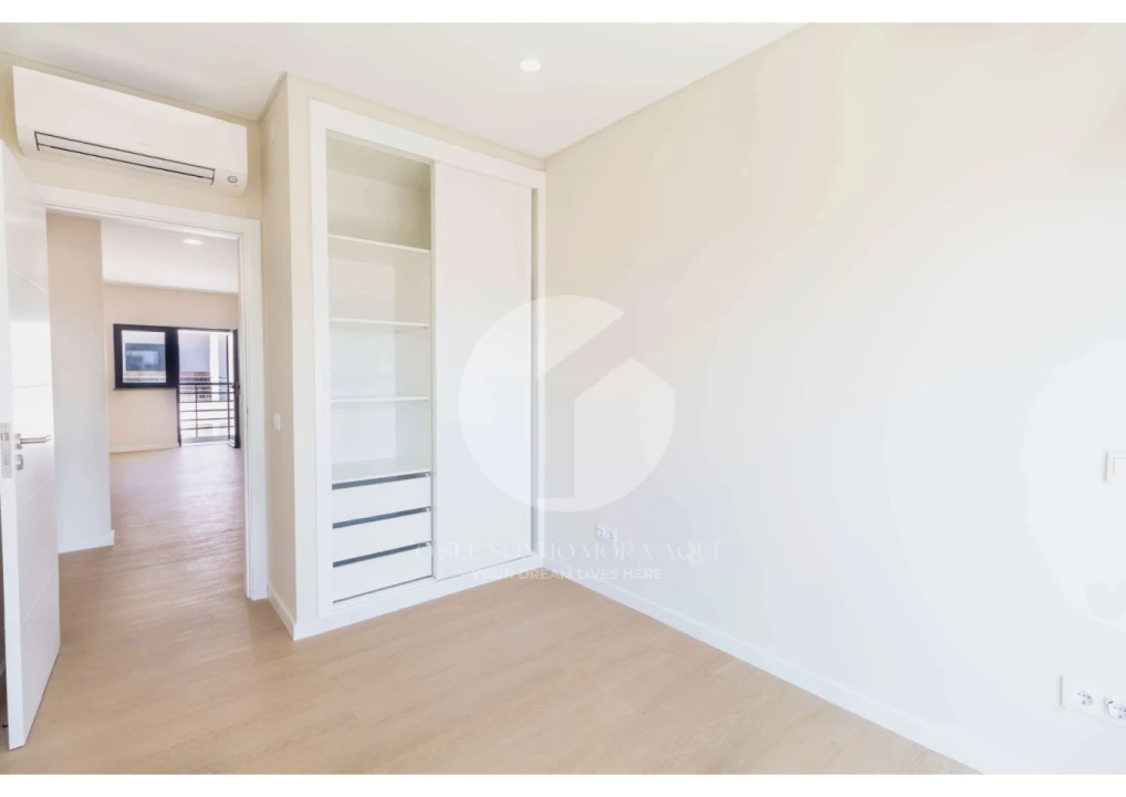 Apartamento T3 para Venda em Moncarapacho e Fuseta Foto 2