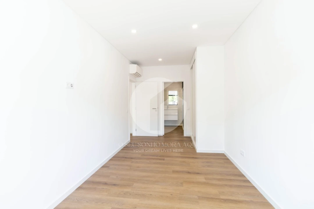 Apartamento T2 para Venda em Moncarapacho e Fuseta Foto 12