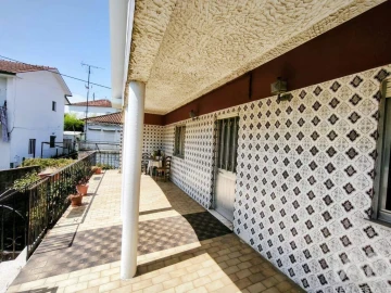 Moradia T6 para Venda em Subportela, Deocriste e Portela Susã