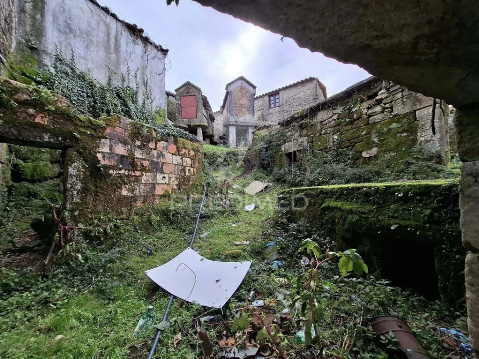 Moradia T3 para Venda em Cabreiro Foto 8