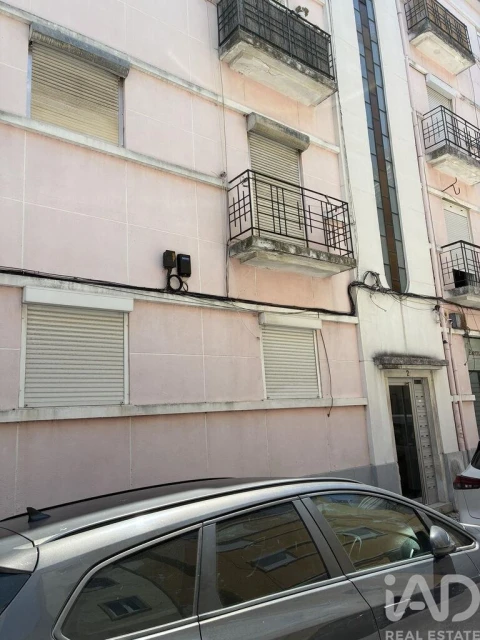 Apartamento T2 para Arrendamento em Moscavide e Portela
