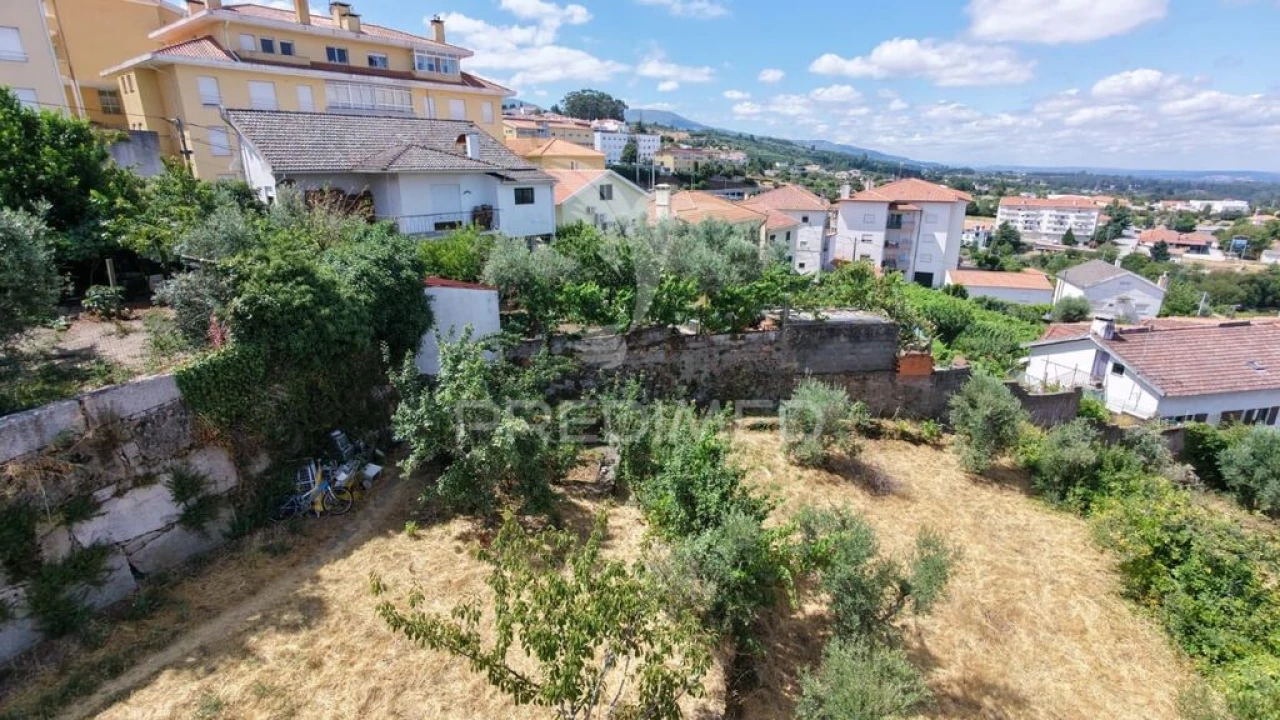 Moradia para Venda em Gouveia (São Pedro e São Julião) Foto 13