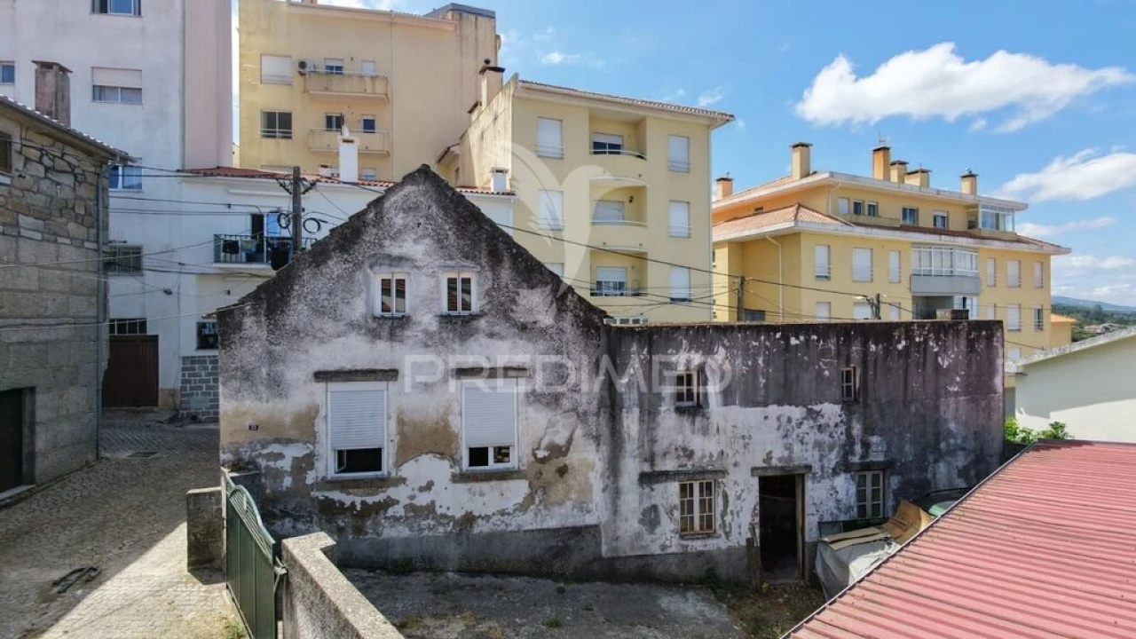 Moradia para Venda em Gouveia (São Pedro e São Julião) Foto 9