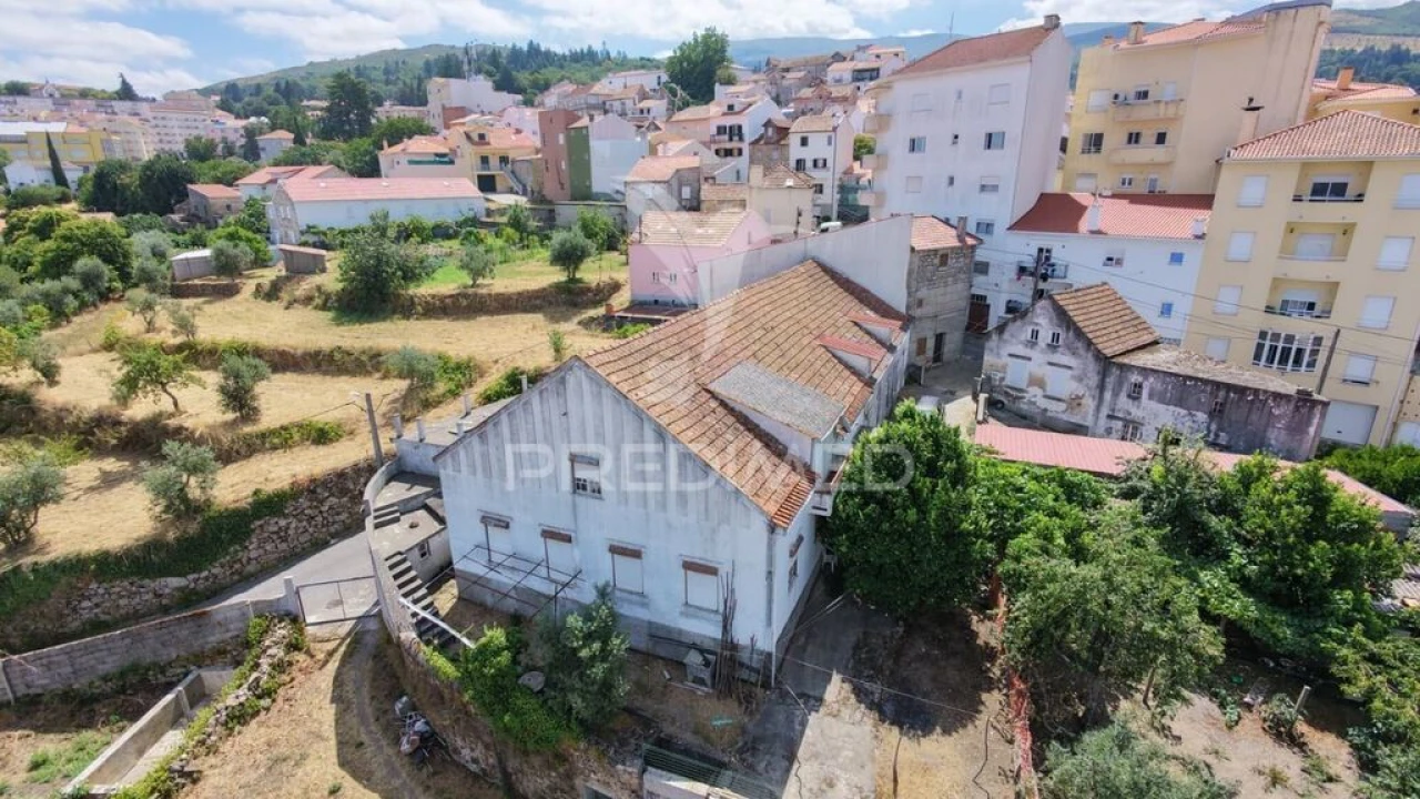 Moradia para Venda em Gouveia (São Pedro e São Julião) Foto 17