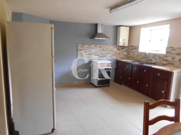 Moradia T2 para Venda em Chão de Couce