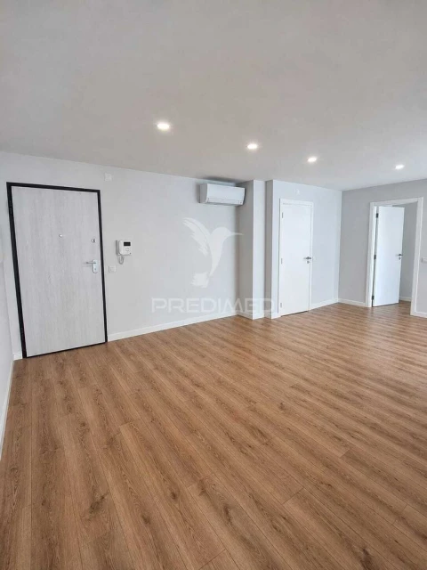 Apartamento T2 para Venda em Marrazes e Barosa