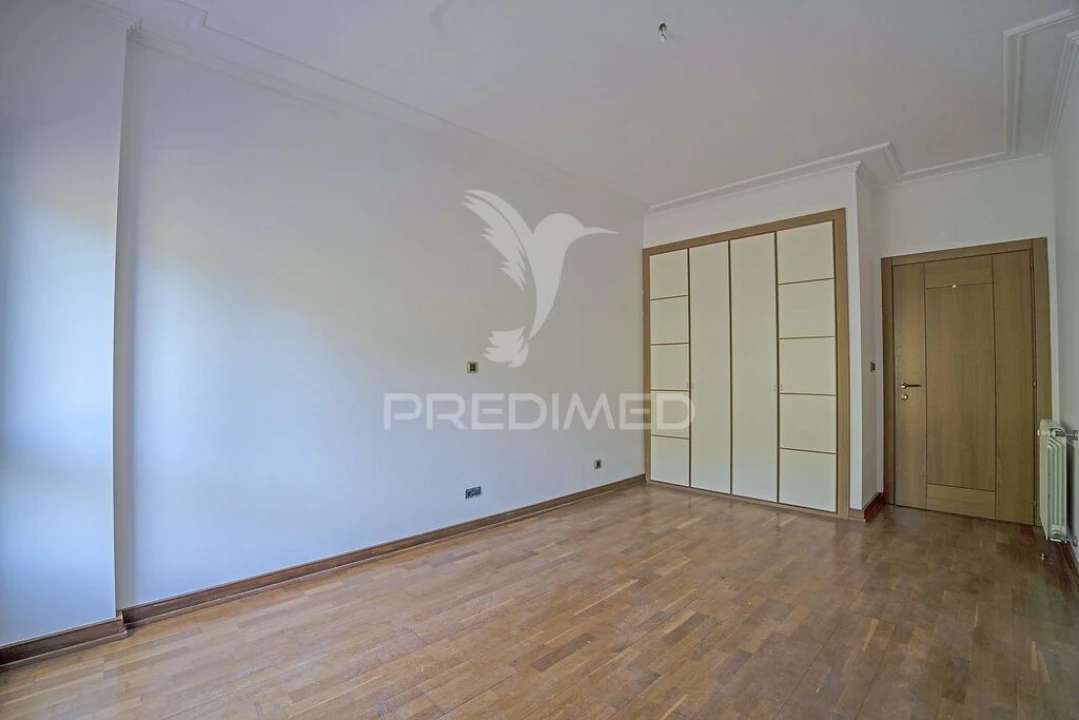 Apartamento T2 para Venda em Vila Franca de Xira Foto 13