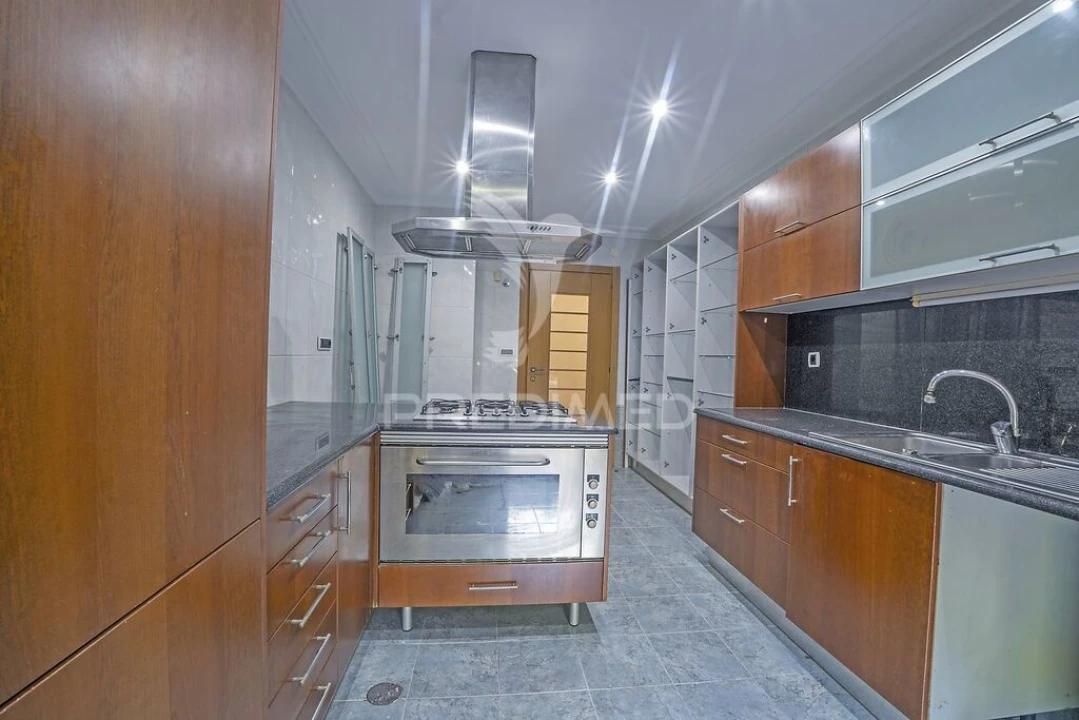 Apartamento T2 para Venda em Vila Franca de Xira Foto 1