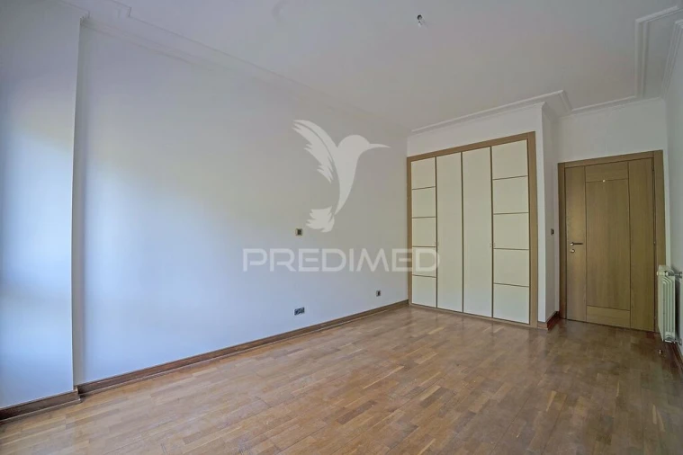 Apartamento T2 para Venda em Vila Franca de Xira Foto 13