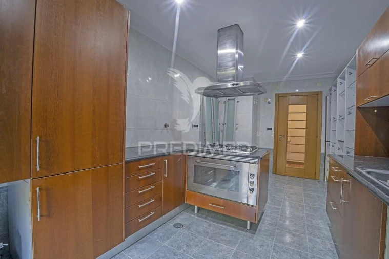 Apartamento T2 para Venda em Vila Franca de Xira Foto 3