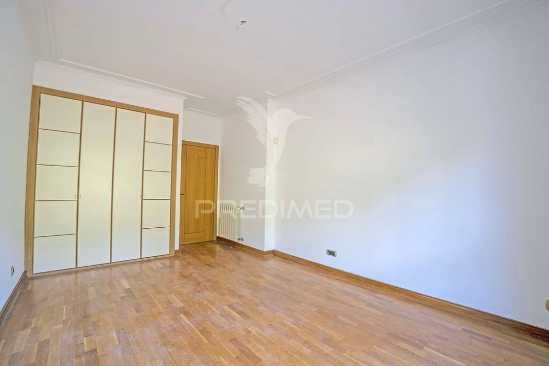 Apartamento T2 para Venda em Vila Franca de Xira Foto 16