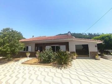 Moradia T2 para Venda em Miranda do Corvo