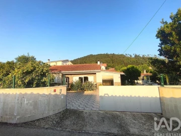 Moradia T2 para Venda em Miranda do Corvo