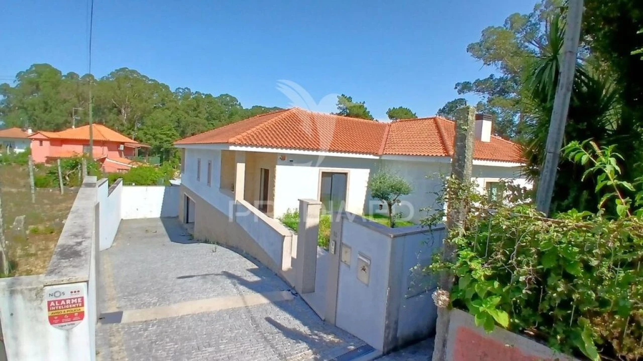 Moradia T3 para Venda em Airães Foto 15