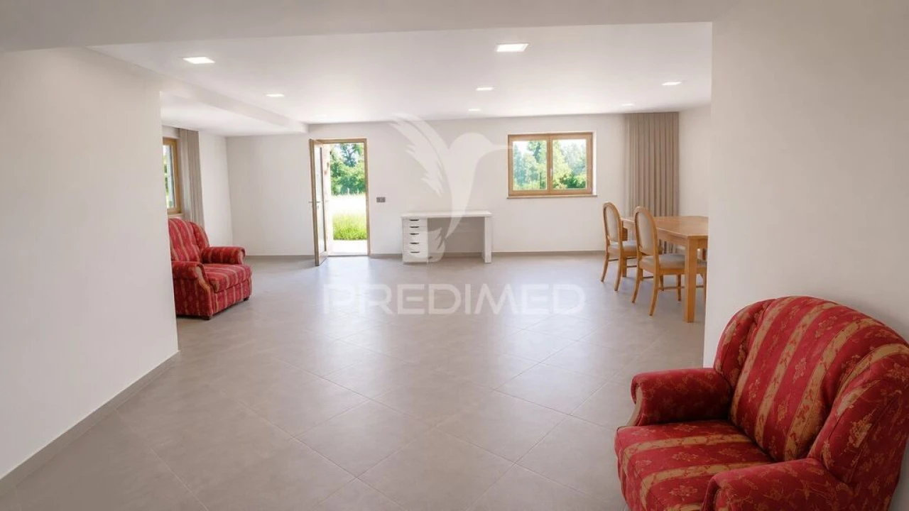 Moradia T3 para Venda em Airães Foto 10