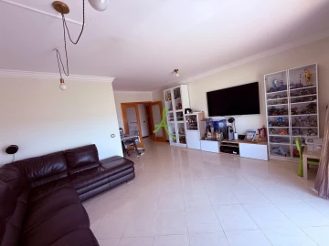 Apartamento T3 para Venda em Portimão
