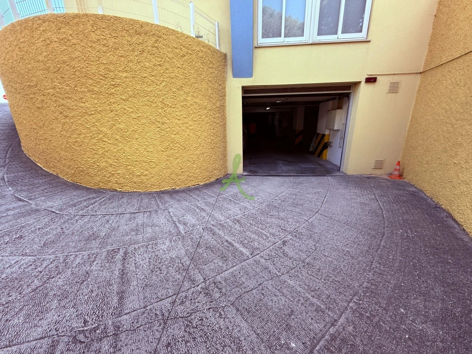 Apartamento T3 para Venda em Portimão Foto 53