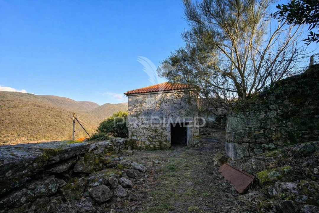 Moradia T2 para Venda em Cabreiro Foto 15