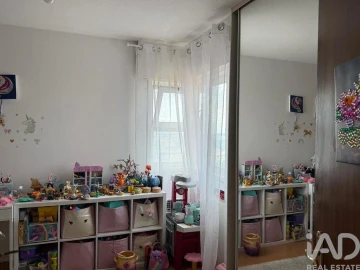 Apartamento T1 para Venda em Santo António dos Cavaleiros e Frielas