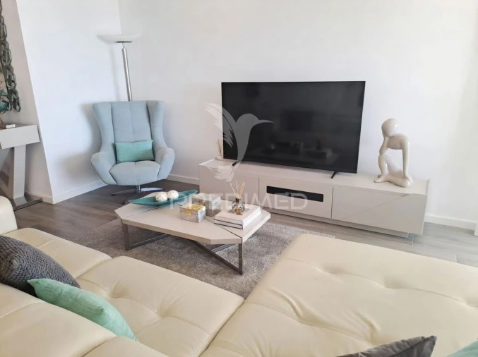 Apartamento T4 para Venda em Quarteira Foto 4