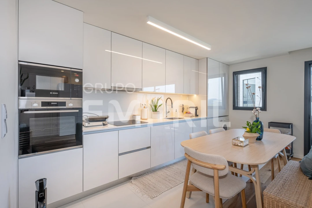 Apartamento T2 para Venda em Oliveira do Douro Foto 4