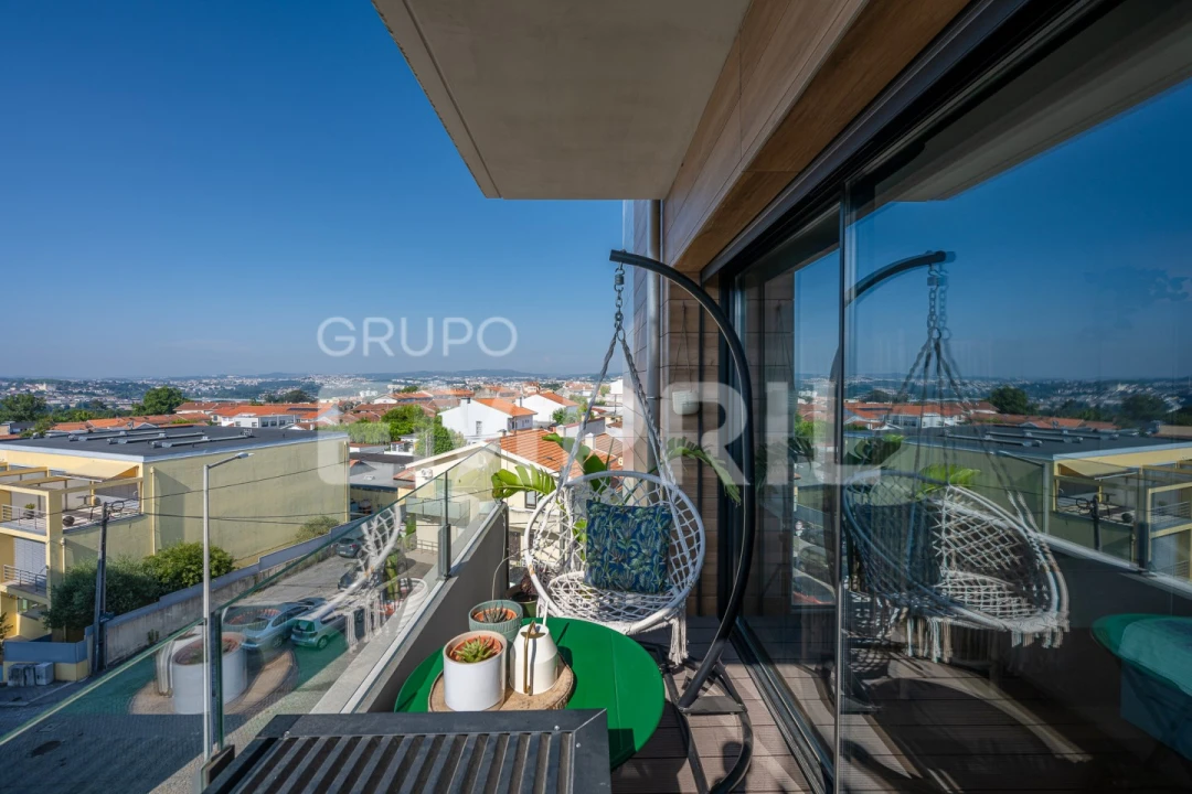 Apartamento T2 para Venda em Oliveira do Douro Foto 12