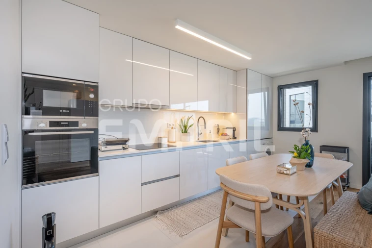 Apartamento T2 para Venda em Oliveira do Douro Foto 4