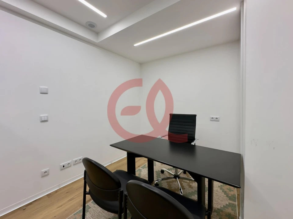 Escritório para Arrendamento em Santa Maria Maior e Monserrate e Meadela Foto 3