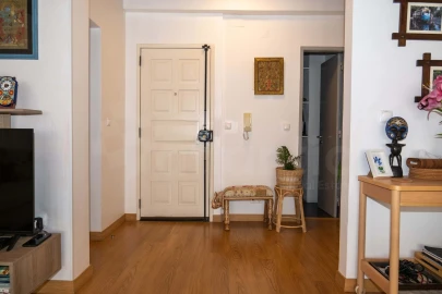 Apartamento T2 para Venda em Carnaxide e Queijas