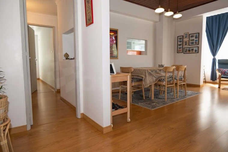 Apartamento T2 para Venda em Carnaxide e Queijas Foto 6