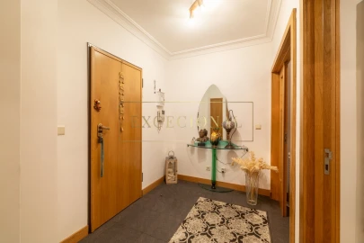 Apartamento T4 para Venda em Cidade da Maia