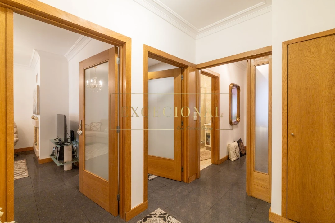 Apartamento T4 para Venda em Cidade da Maia Foto 4