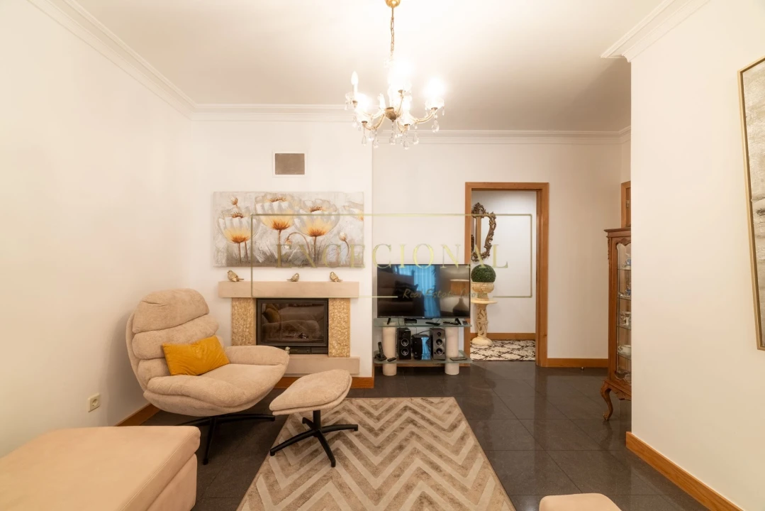 Apartamento T4 para Venda em Cidade da Maia Foto 27