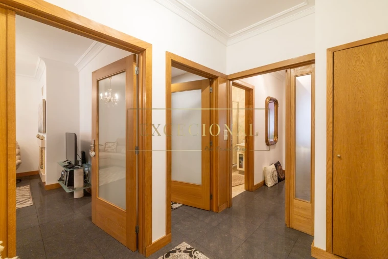 Apartamento T4 para Venda em Cidade da Maia Foto 4