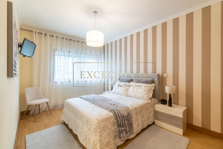 Apartamento T4 para Venda em Cidade da Maia Foto 5