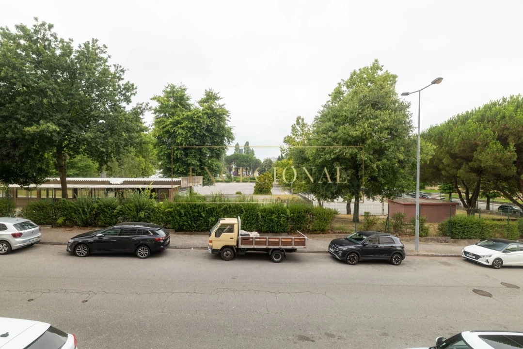 Apartamento T4 para Venda em Cidade da Maia Foto 29
