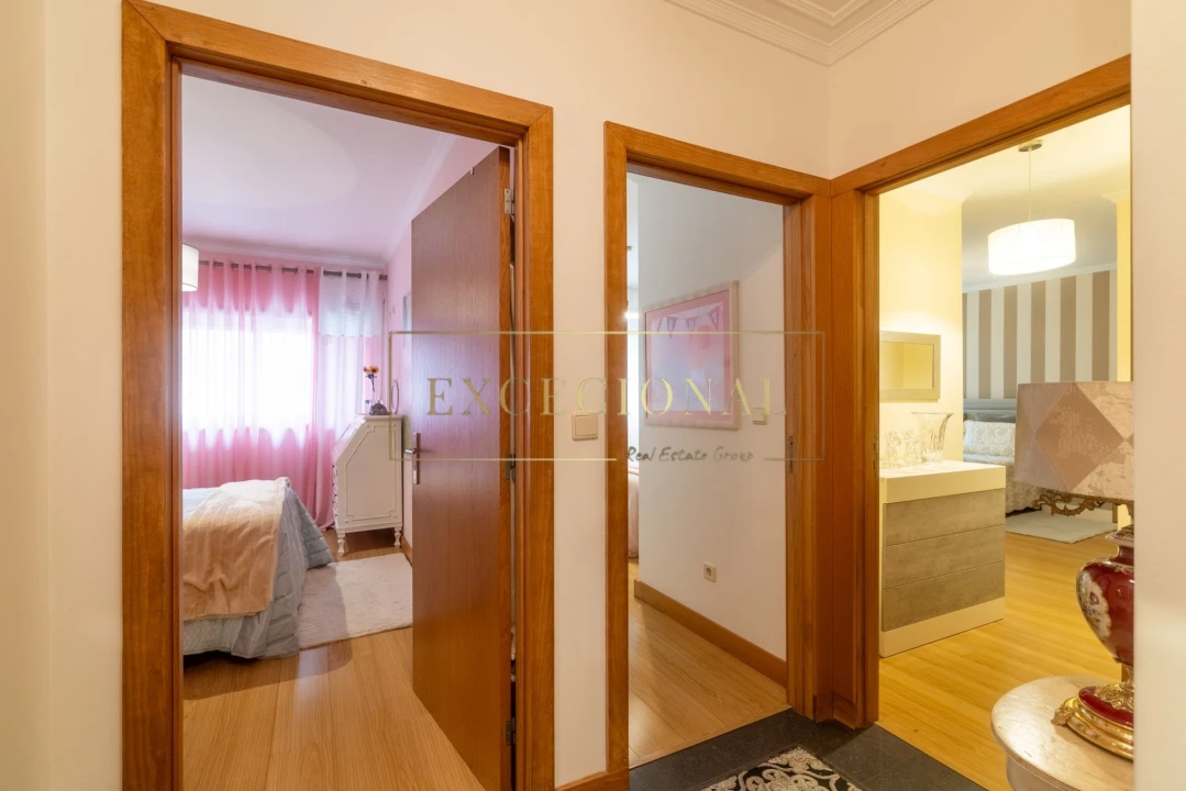 Apartamento T4 para Venda em Cidade da Maia Foto 14